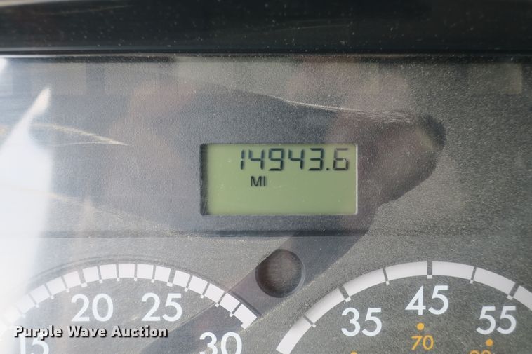 image for item EA9337 2009 Freightliner Business Class M2 pressure digger truck