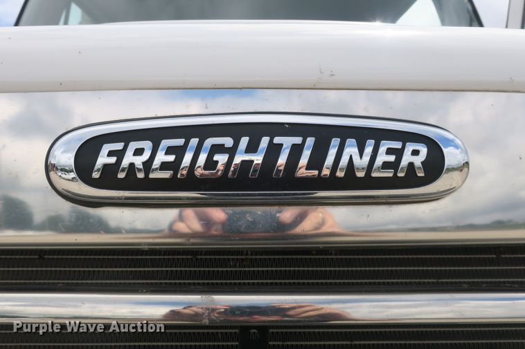 image for item EA9337 2009 Freightliner Business Class M2 pressure digger truck