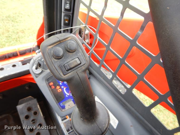 image for item ED9484 Kubota SSV65 skid steer
