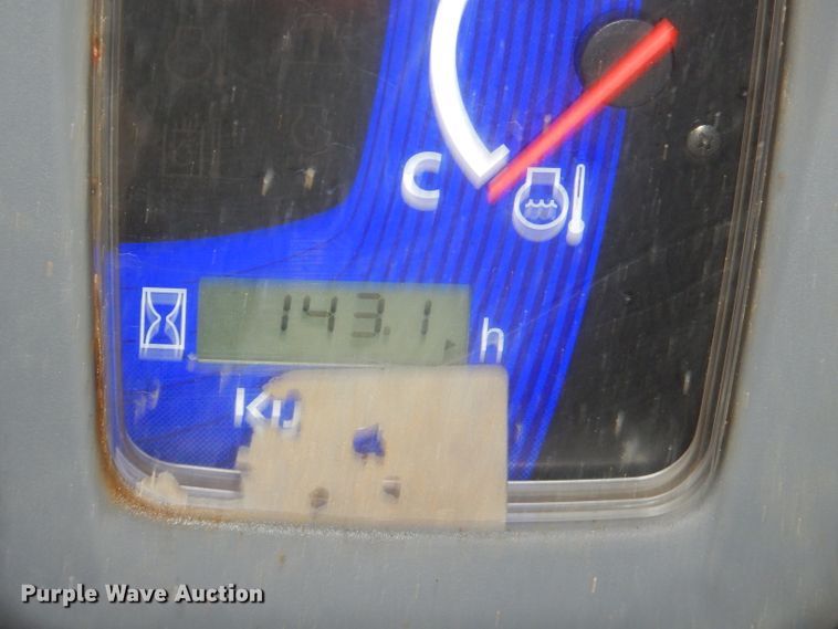 image for item ED9484 Kubota SSV65 skid steer