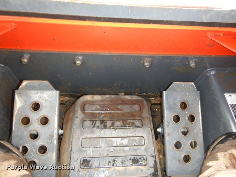 image for item ED9484 Kubota SSV65 skid steer