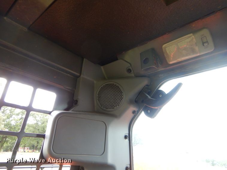 image for item ED9484 Kubota SSV65 skid steer