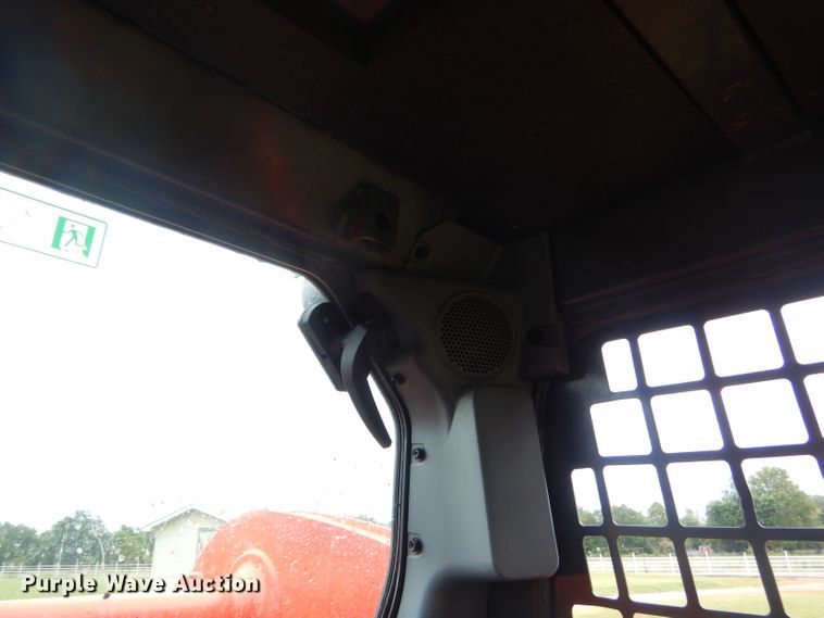 image for item ED9484 Kubota SSV65 skid steer