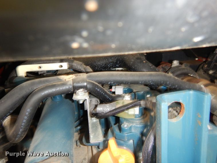 image for item ED9484 Kubota SSV65 skid steer