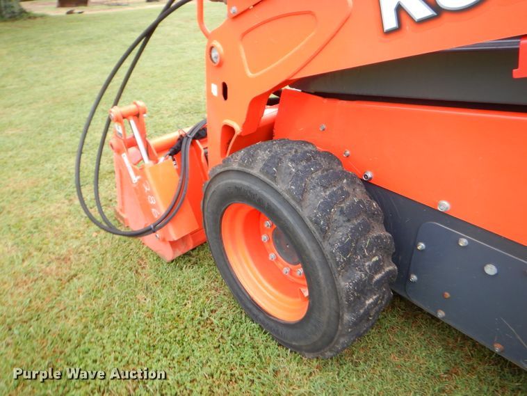 image for item ED9484 Kubota SSV65 skid steer