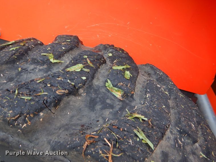 image for item ED9484 Kubota SSV65 skid steer