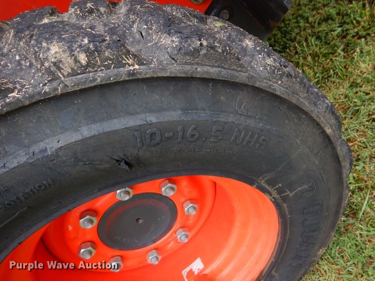 image for item ED9484 Kubota SSV65 skid steer