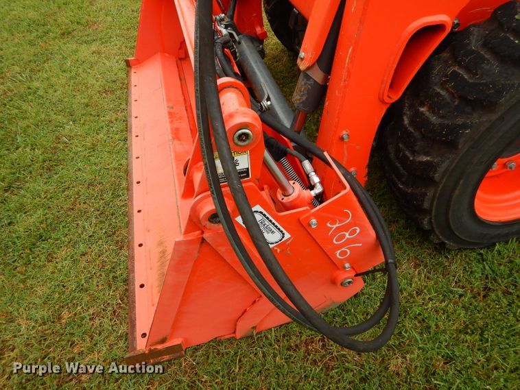 image for item ED9484 Kubota SSV65 skid steer