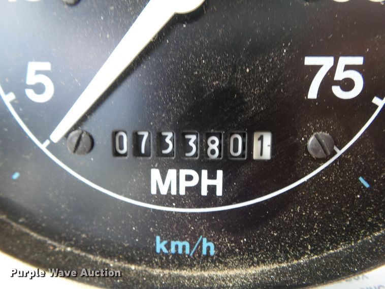 image for item EM9778 1989 Ford L8000 rollback truck