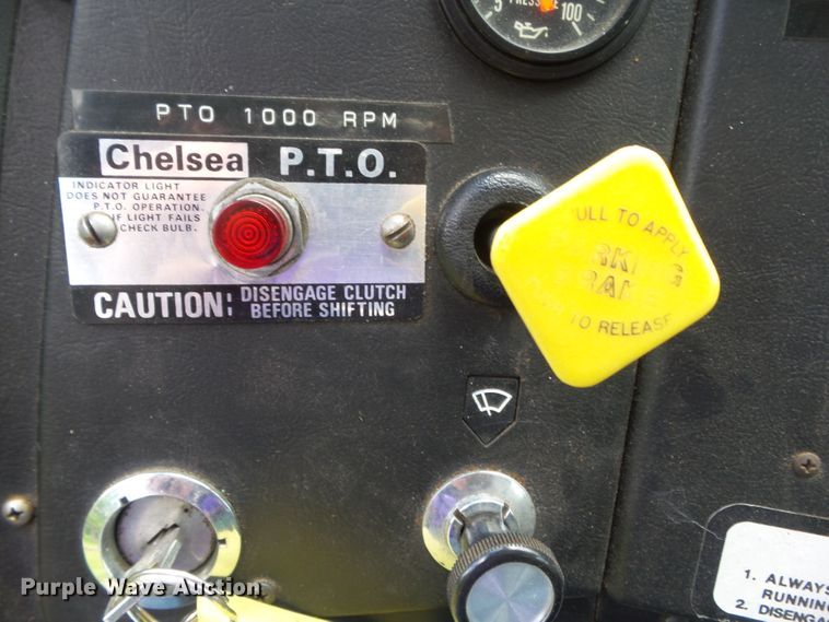 image for item EM9778 1989 Ford L8000 rollback truck