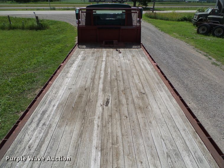 image for item EM9778 1989 Ford L8000 rollback truck