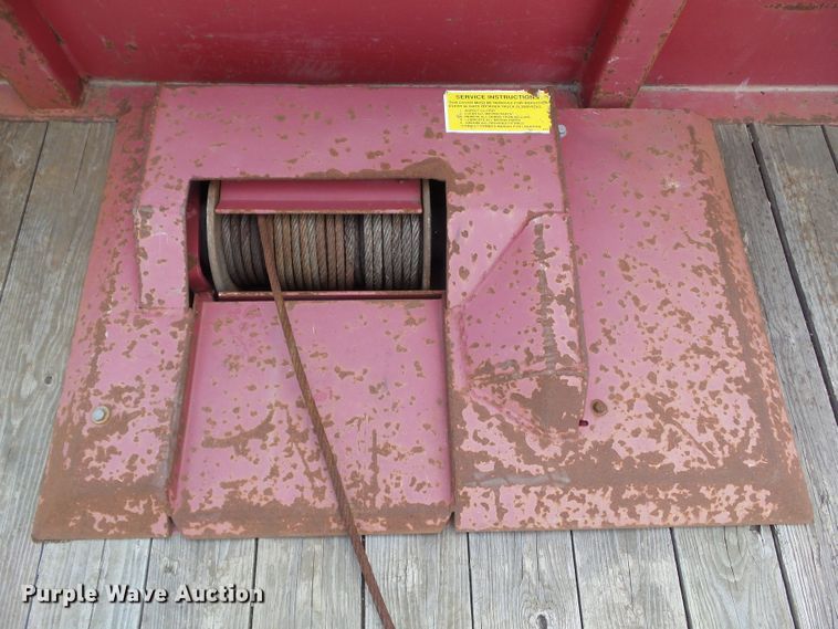 image for item EM9778 1989 Ford L8000 rollback truck