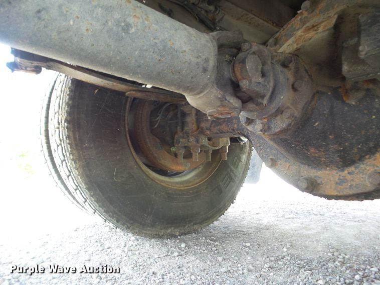 image for item EM9778 1989 Ford L8000 rollback truck