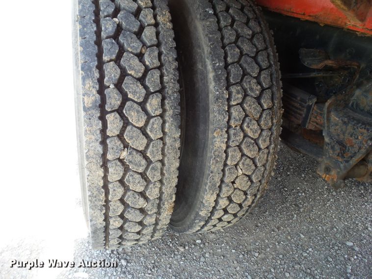 image for item EM9778 1989 Ford L8000 rollback truck