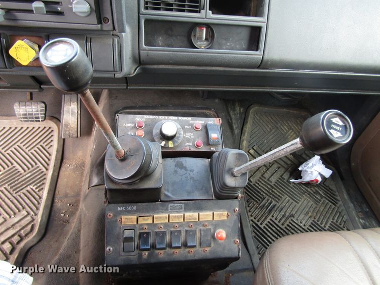 image for item EU9748 1998 GMC C8500 dump truck