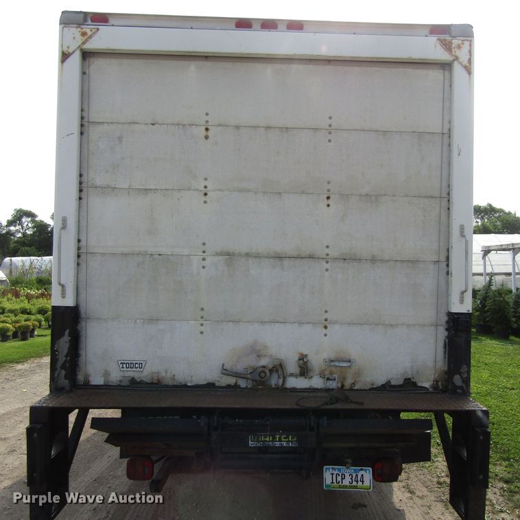 image for item EU9749 2006 Ford LCF450 box truck