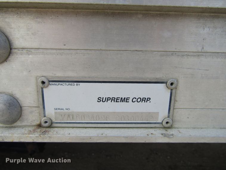 image for item EU9749 2006 Ford LCF450 box truck