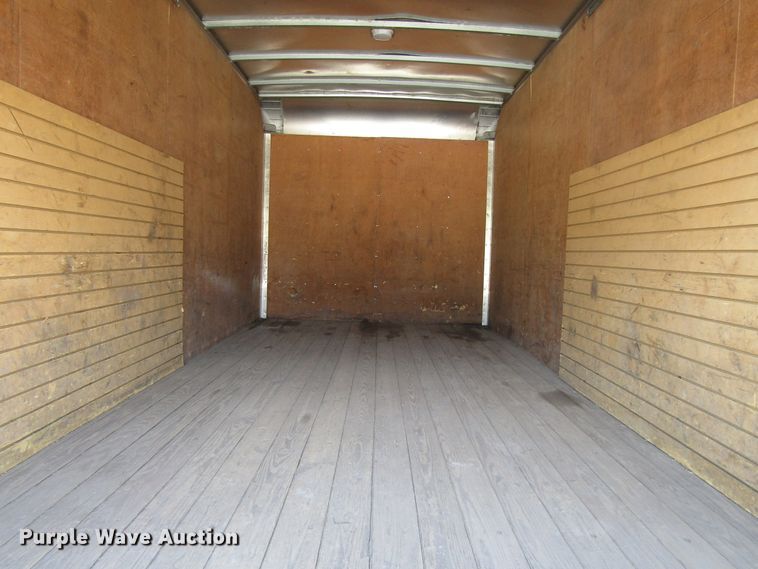 image for item EU9749 2006 Ford LCF450 box truck