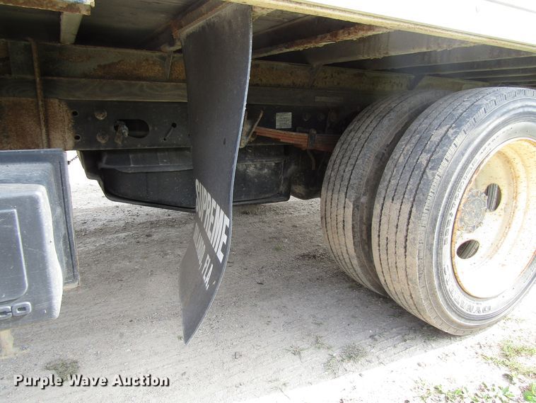 image for item EU9749 2006 Ford LCF450 box truck