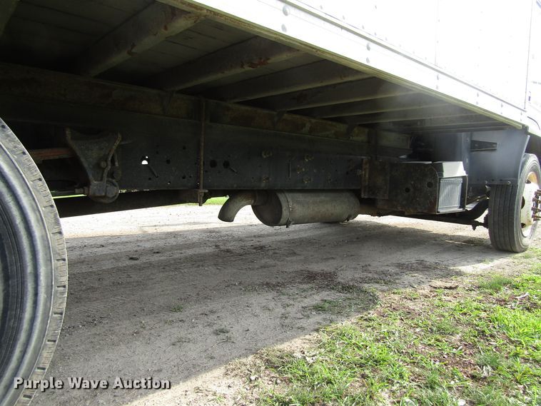 image for item EU9749 2006 Ford LCF450 box truck