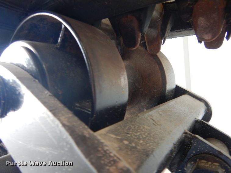 image for item FA9287 VTS skid steer tracks