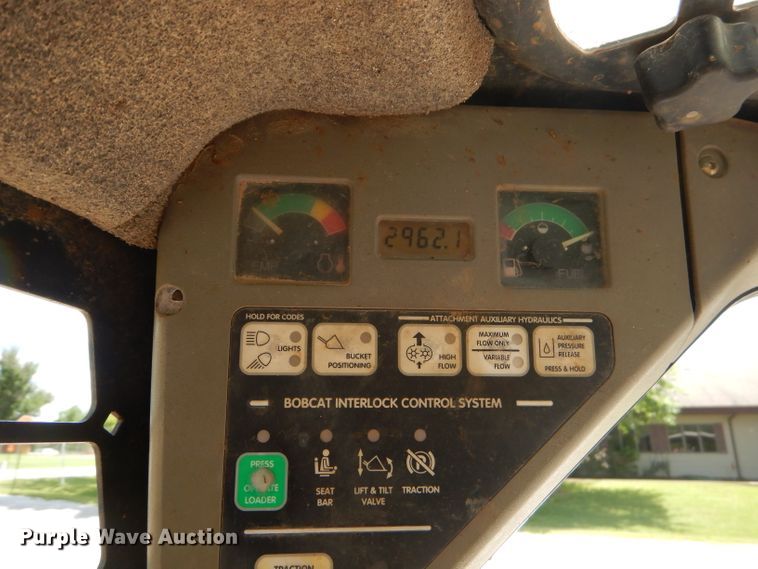 image for item FC9754 1999 Bobcat 873 skid steer