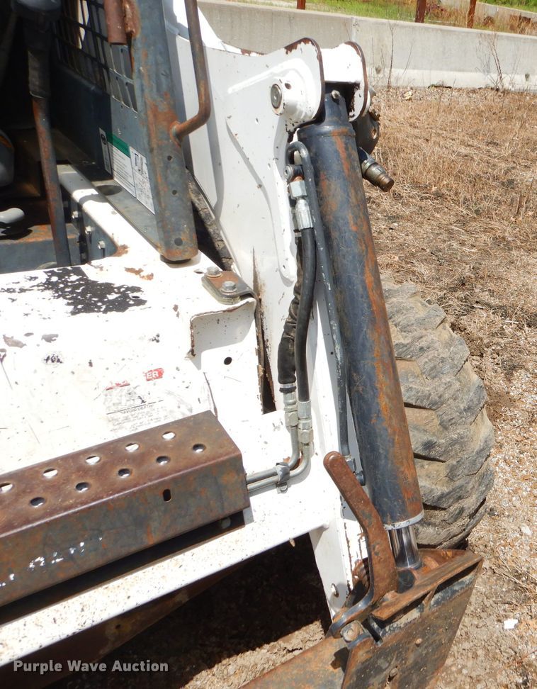 image for item FC9754 1999 Bobcat 873 skid steer
