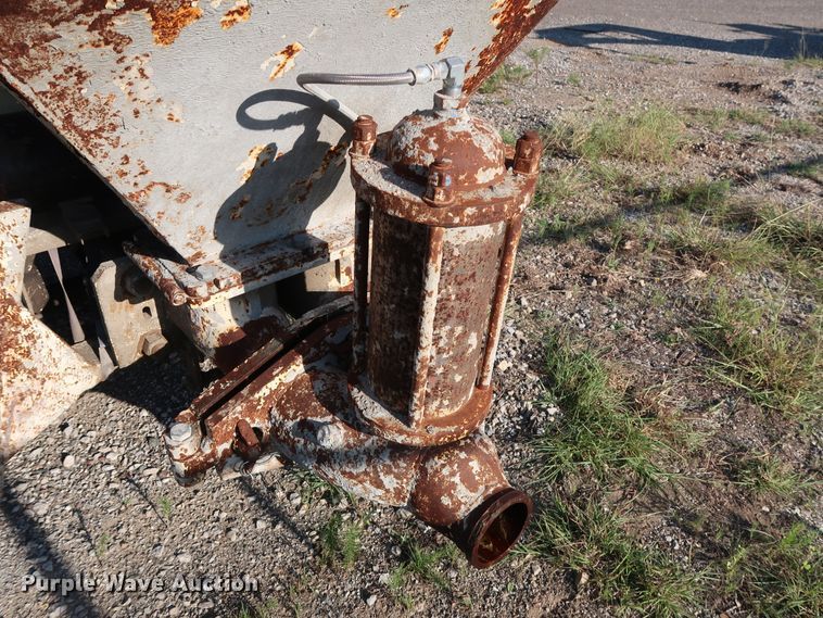 image for item FE9728 Putzmeister Thom Katt concrete pump