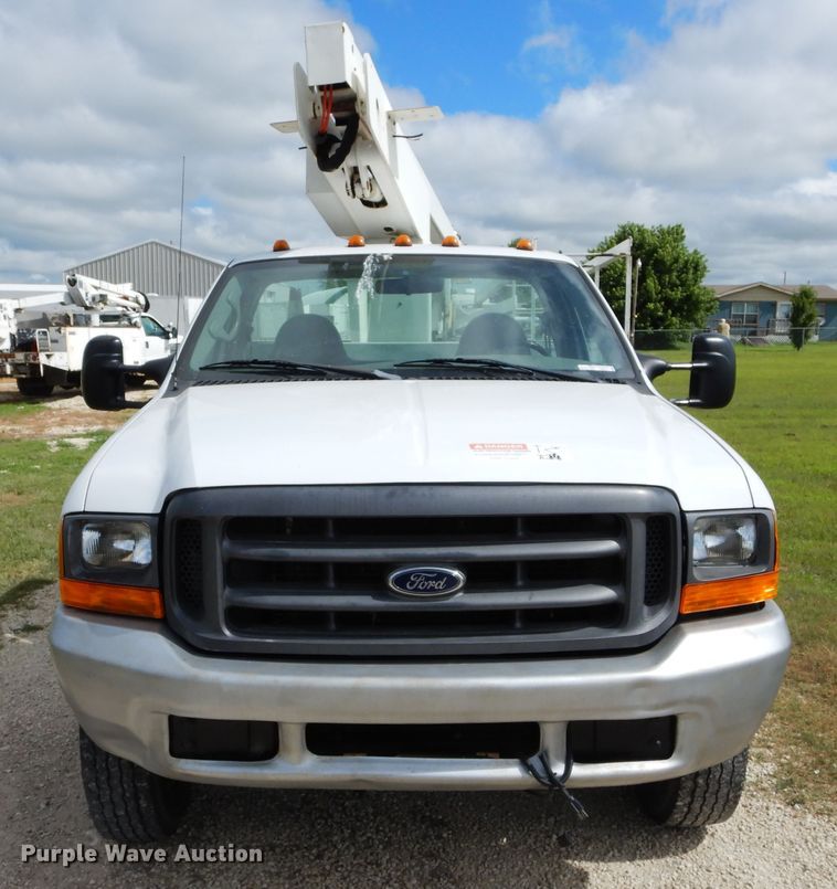 image for item FI9910 1999 Ford F450 Super Duty bucket truck