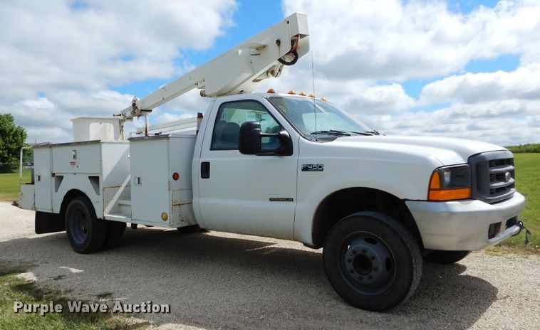 image for item FI9910 1999 Ford F450 Super Duty bucket truck