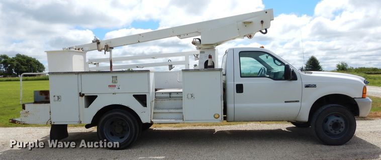 image for item FI9910 1999 Ford F450 Super Duty bucket truck