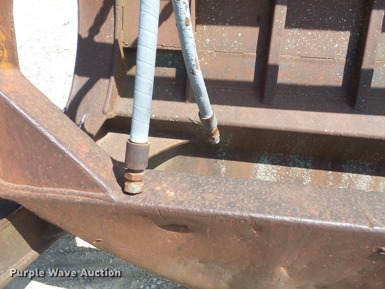 image for item FJ9166 Weldco grapple bucket