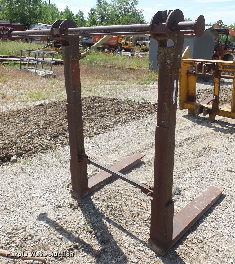 image for item FJ9167 44"L loader pallet forks