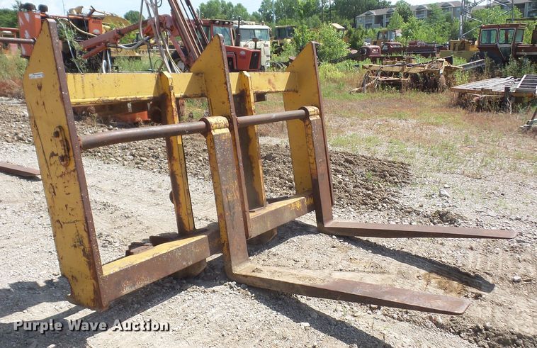 image for item FJ9168 Balderson 60"L pallet forks