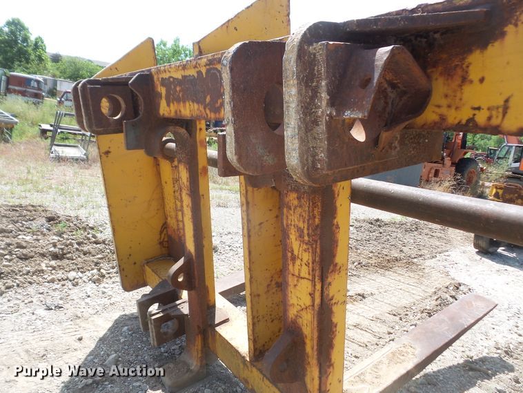 image for item FJ9168 Balderson 60"L pallet forks