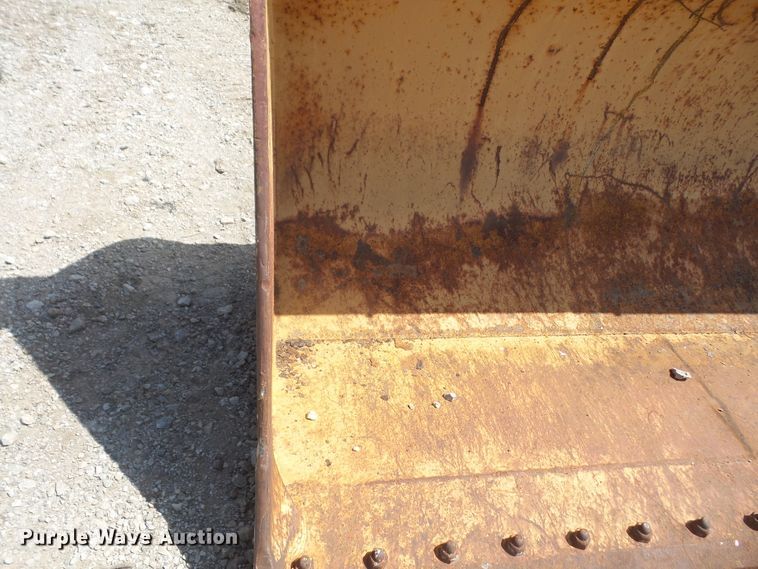 image for item FJ9170 11'W loader bucket