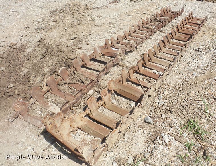 image for item FJ9172 Skid steer tracks