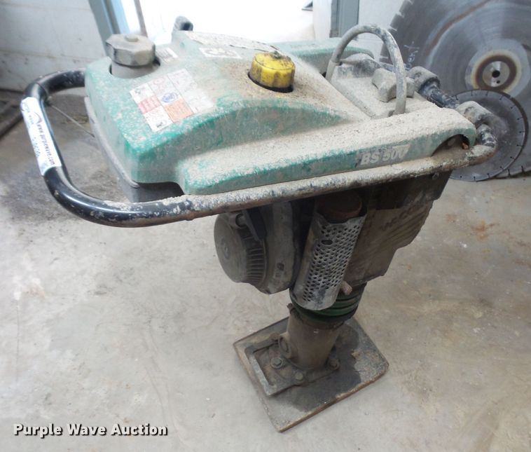 image for item FJ9189 Wacker BS500 vibratory plate compactor