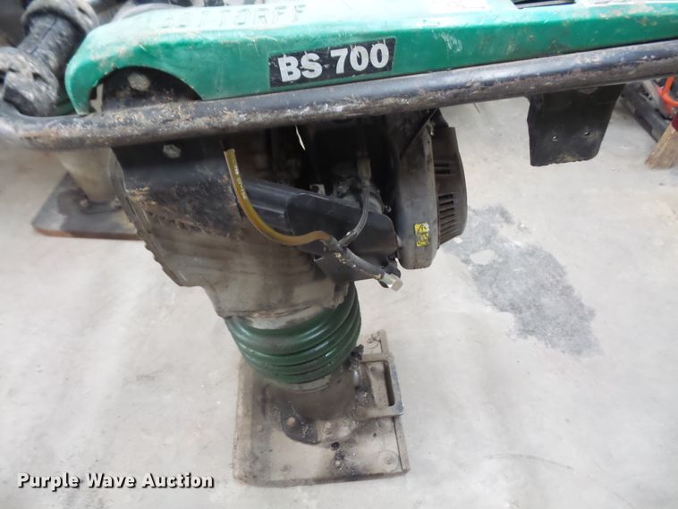 image for item FJ9190 Wacker BS700 vibratory plate compactor