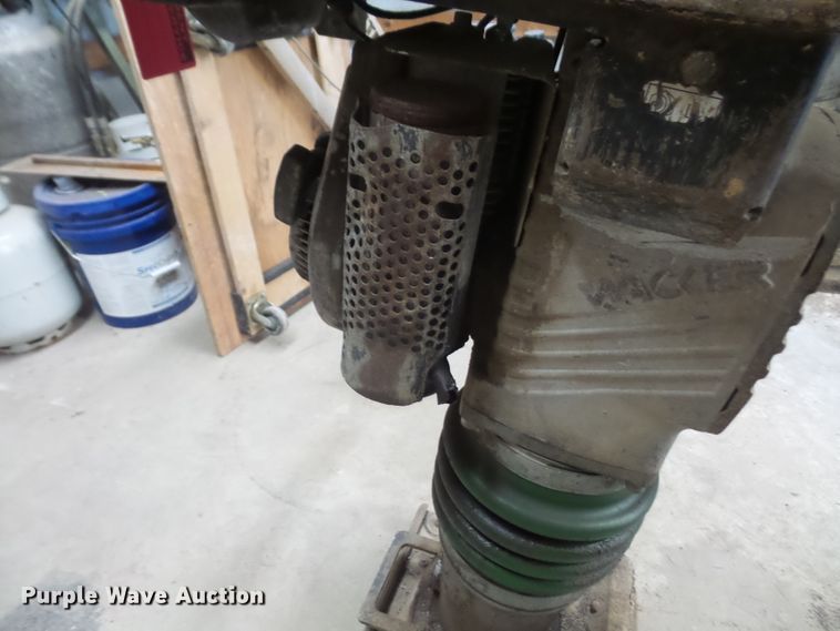 image for item FJ9190 Wacker BS700 vibratory plate compactor