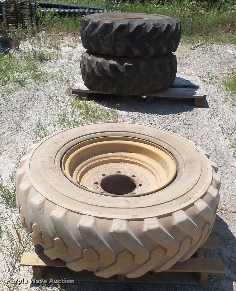 image for item FJ9191 (3) tires and wheels