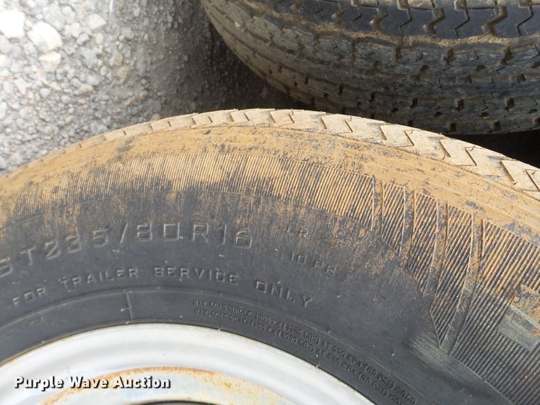 image for item FL9250 2013 Forest River enclosed trailer