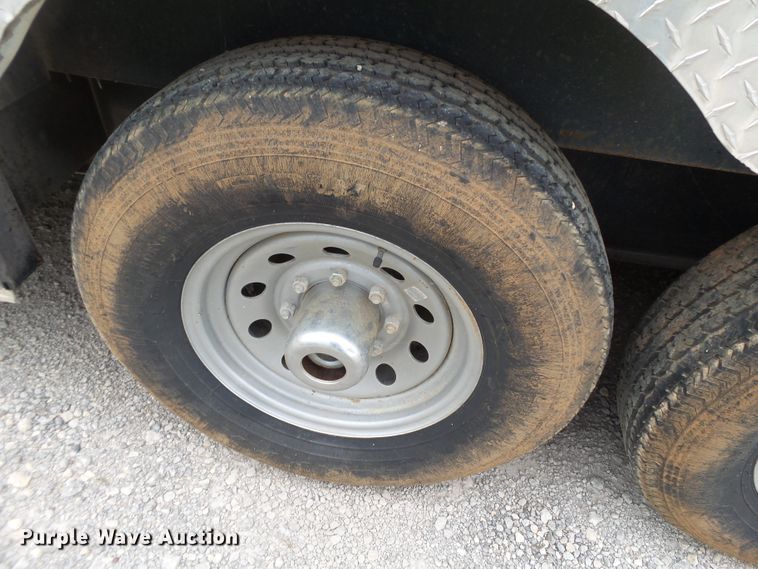 image for item FL9250 2013 Forest River enclosed trailer