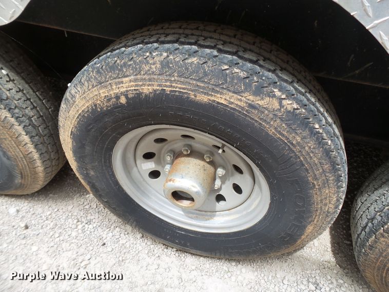 image for item FL9250 2013 Forest River enclosed trailer