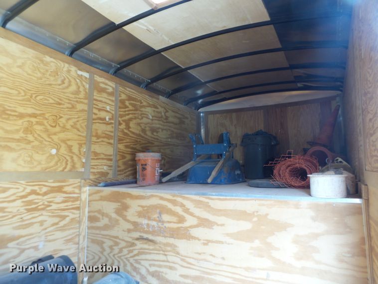 image for item FL9250 2013 Forest River enclosed trailer