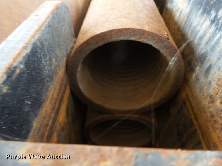 image for item FL9251 2014 Ditch Witch JT60 All Terrain directional boring machine