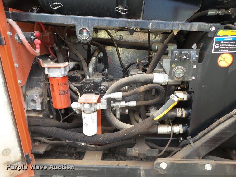 image for item FL9251 2014 Ditch Witch JT60 All Terrain directional boring machine