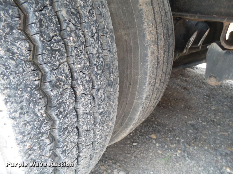 image for item FL9253 2015 Kaufman equipment trailer