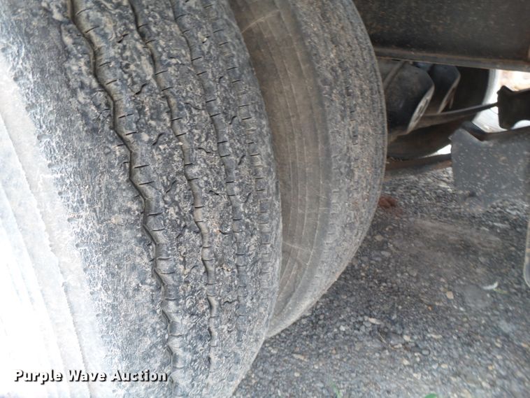 image for item FL9253 2015 Kaufman equipment trailer