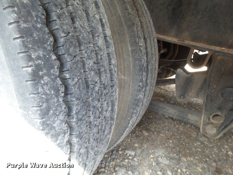 image for item FL9253 2015 Kaufman equipment trailer